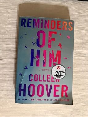Reminders of Him by Colleen Hoover - Paperback